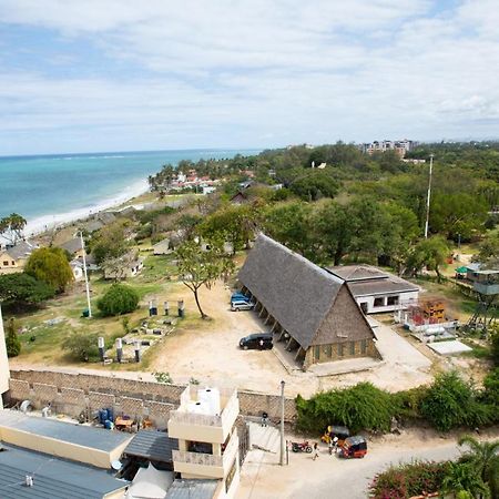 Beach Front Studio Apartment Nyali Beach Εξωτερικό φωτογραφία